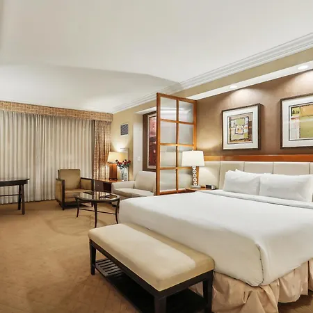 Mgm Signature Deluxe Balcony Strip View Suite